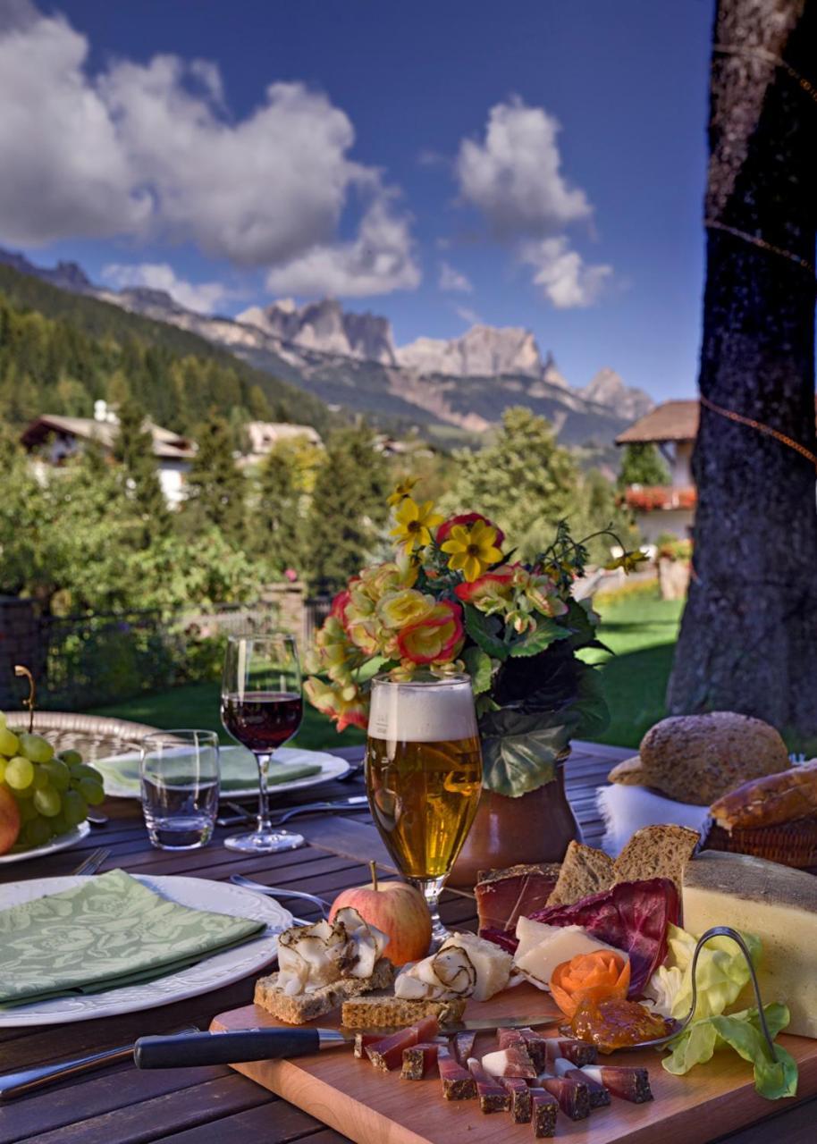 Hotel Catinaccio Rosengarten Moena Exterior photo